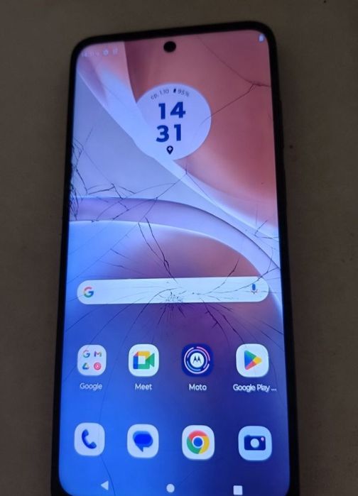 Смартфон Motorola g32