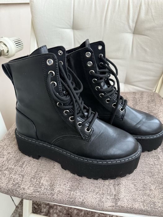 Черни Боти H&M 37н