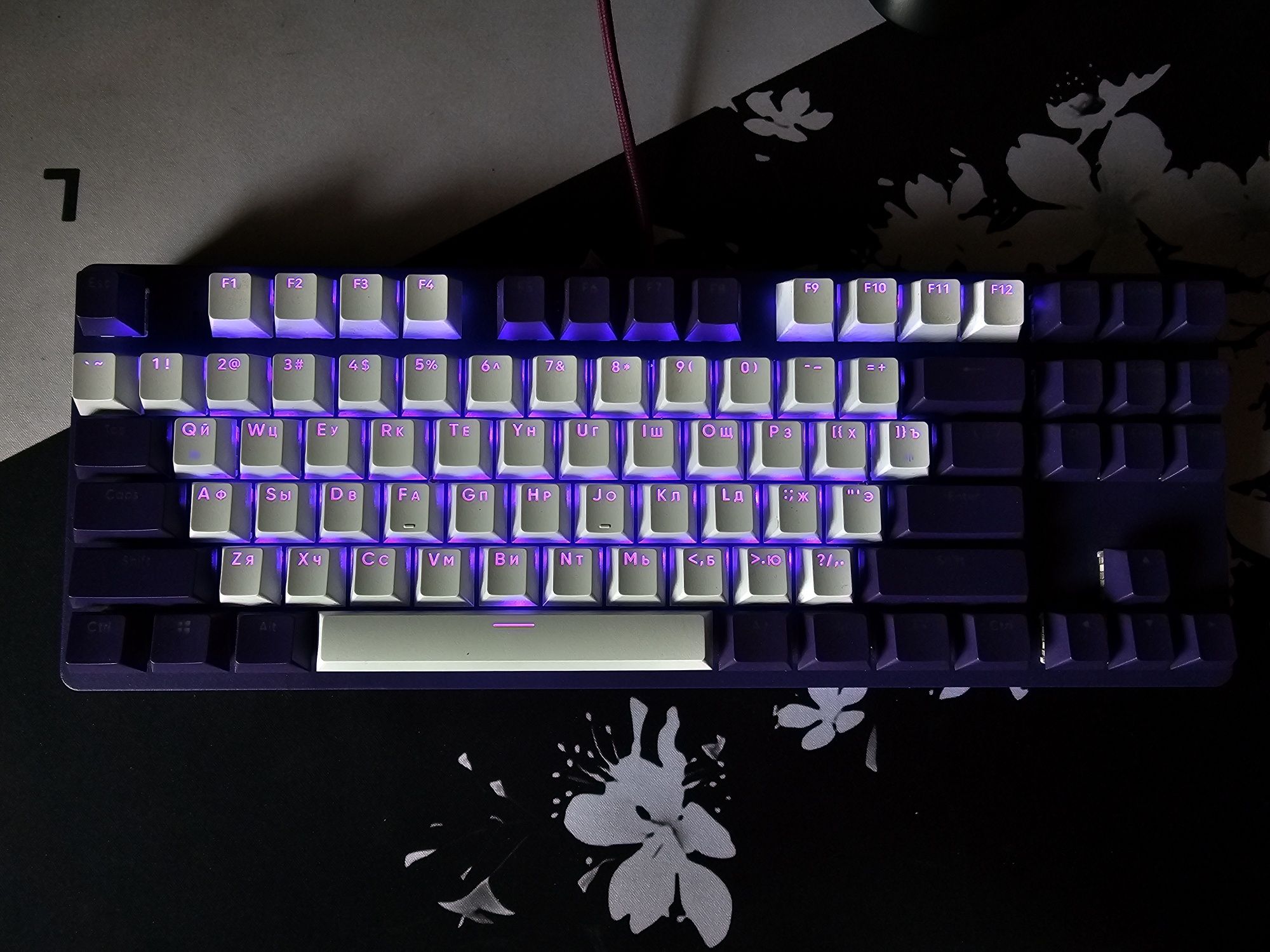 продам игровую клавиатуру