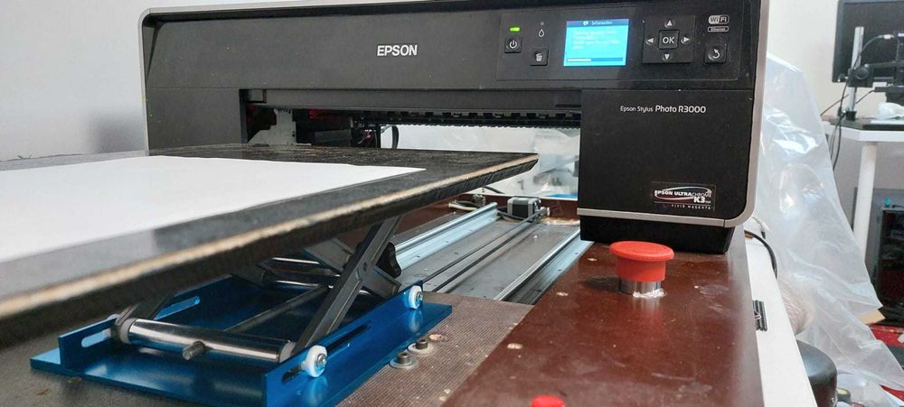 Imprimanta Flatbed DTG R3000