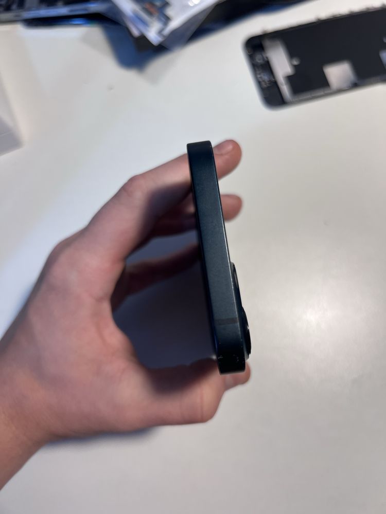 iPhone 13 Carcasa