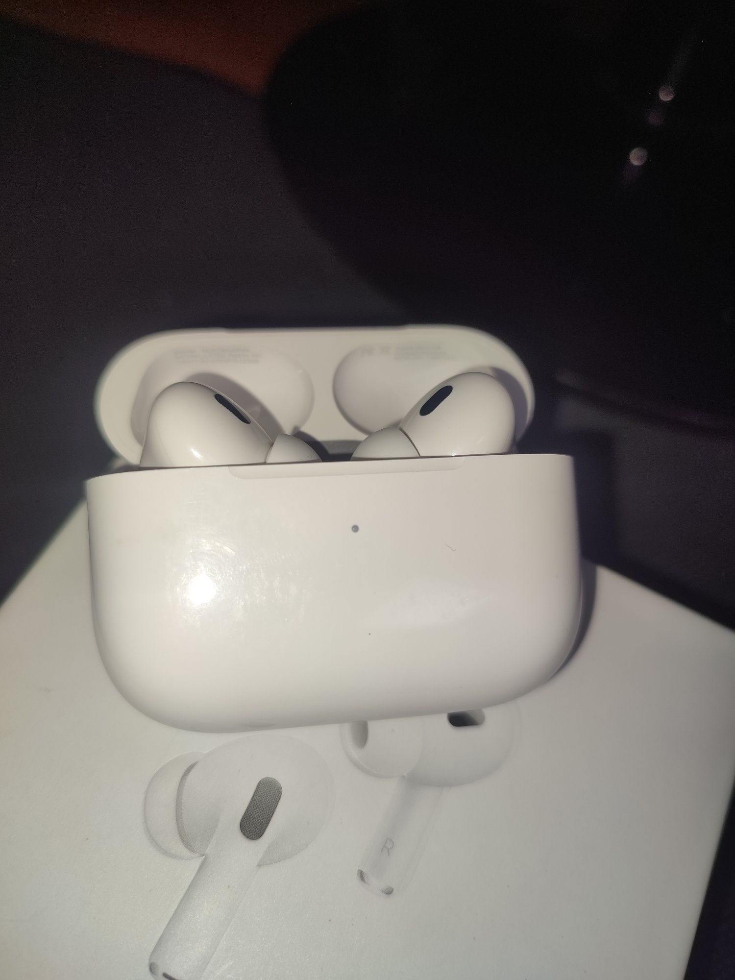 AirPods Pro 2 наушники