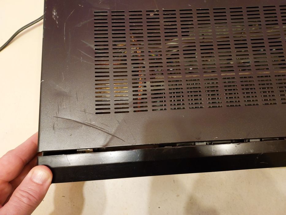 Receiver AV Sony STR-DE495, 5.1, amplificator,tuner FM. Citiți anunțul