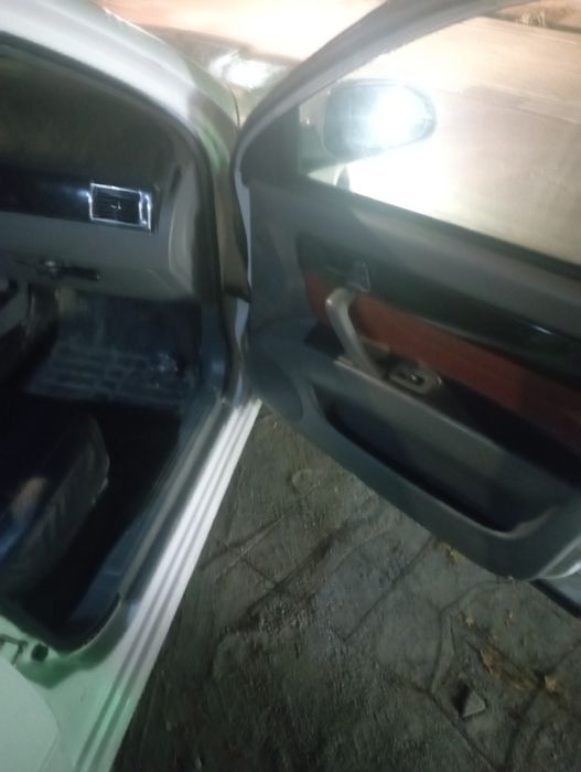 Lasetti 2012 sotiladi srochni