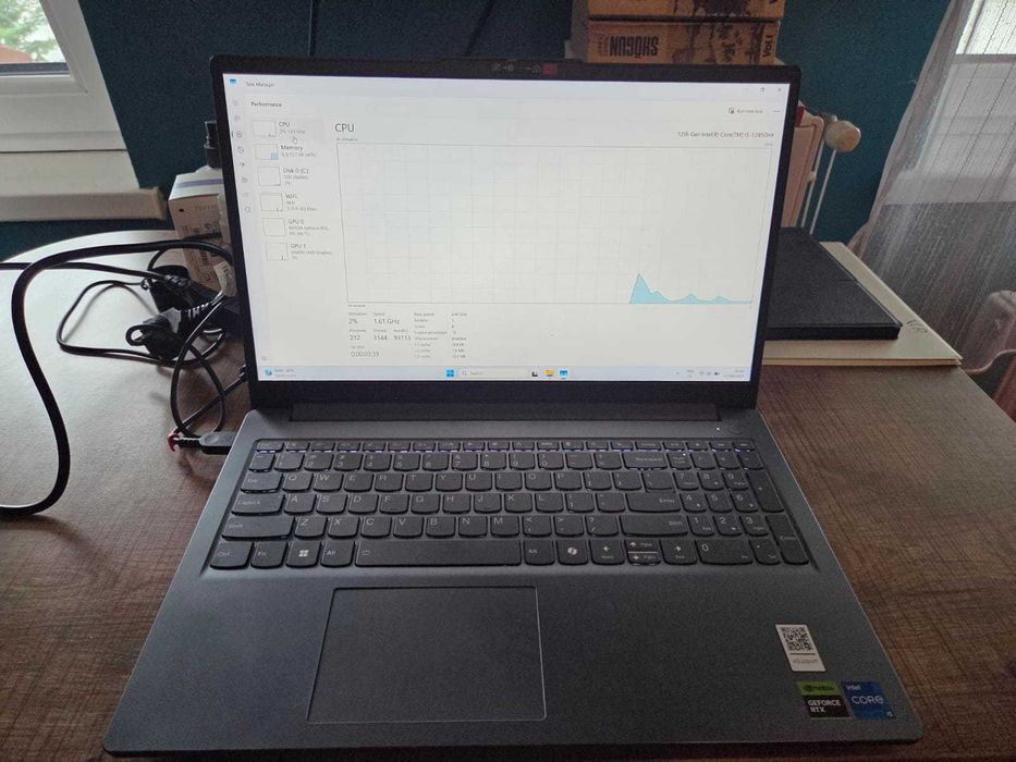 Laptop Gaming Lenovo LOQ, nou