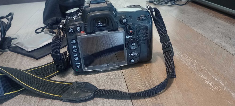 Фотоапарат Nikon D7000 + два обектива + подарък