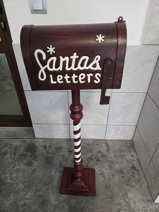 Новогодишна пощенска кутия