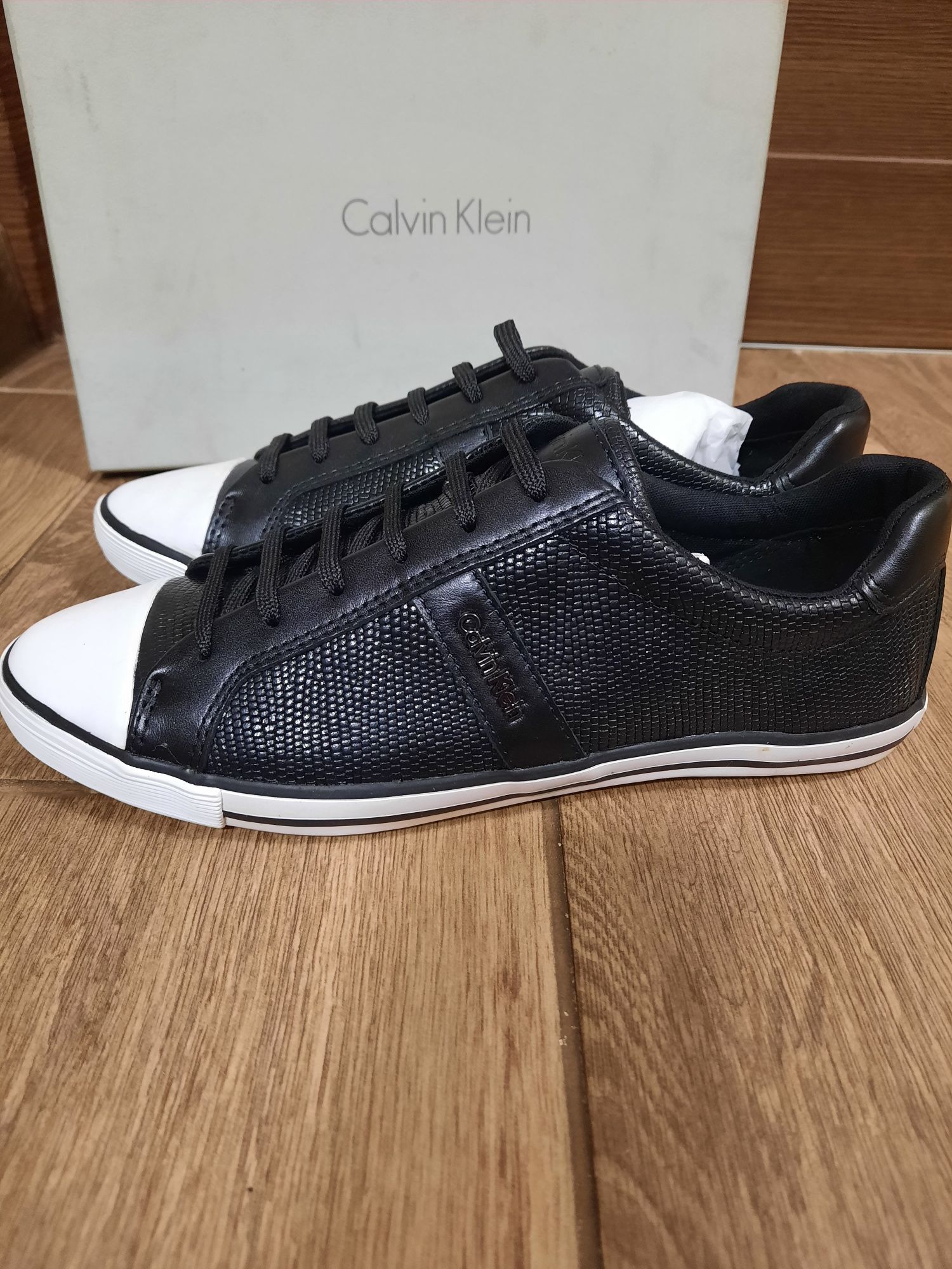 Pantofi Calvin Klein,  marimea 37