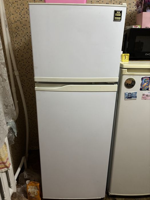 Холодильник Samsung