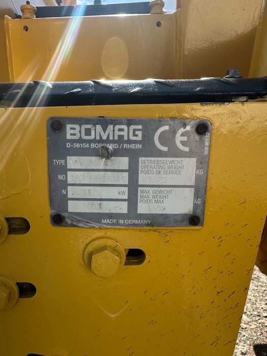 Vand / Inchiriez Cilindru Compactor BOMAG BW 90 - AD2