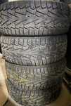 Продам бу зимнюю резину Pirelli 225/55 R17