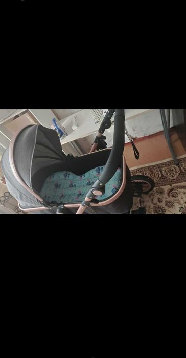 Продам детскую коляску