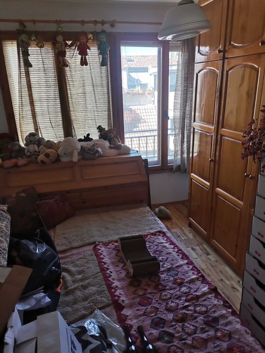 Продавам апартамент до Спортна зала