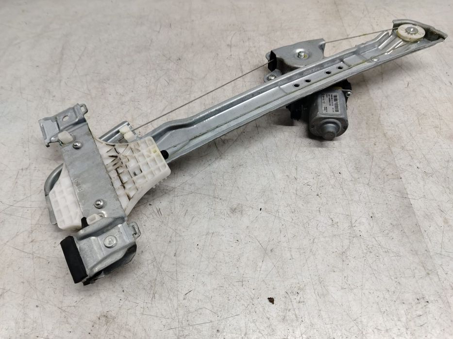 Macara dreapta spate 98840-x1010 SsangYong Tivoli 1 [facelift] [2019