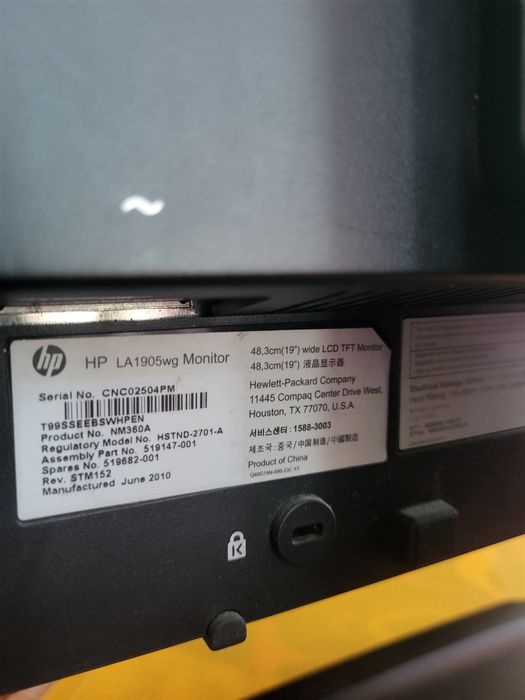 Monitor Office LA1905WG 19 inch cu suport reglabil+displayport+usb+vga