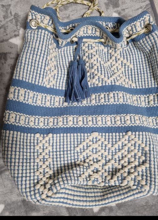 Vand  geanta Tomy h.ruxac  zara si.adidas.