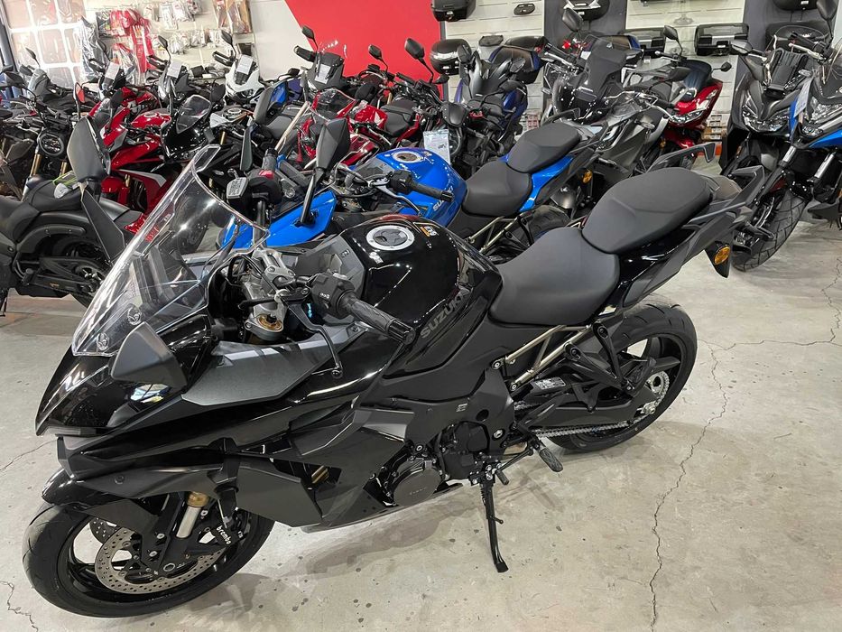 Suzuki GSX-S 1000GT M5 2025 - nou 0 km Suzuki Constanta by EST BIKE