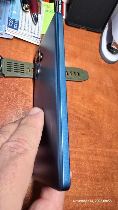 Xiaomi Poco F5 8GB/256GB син! Много добро състояние, пълен комплект!