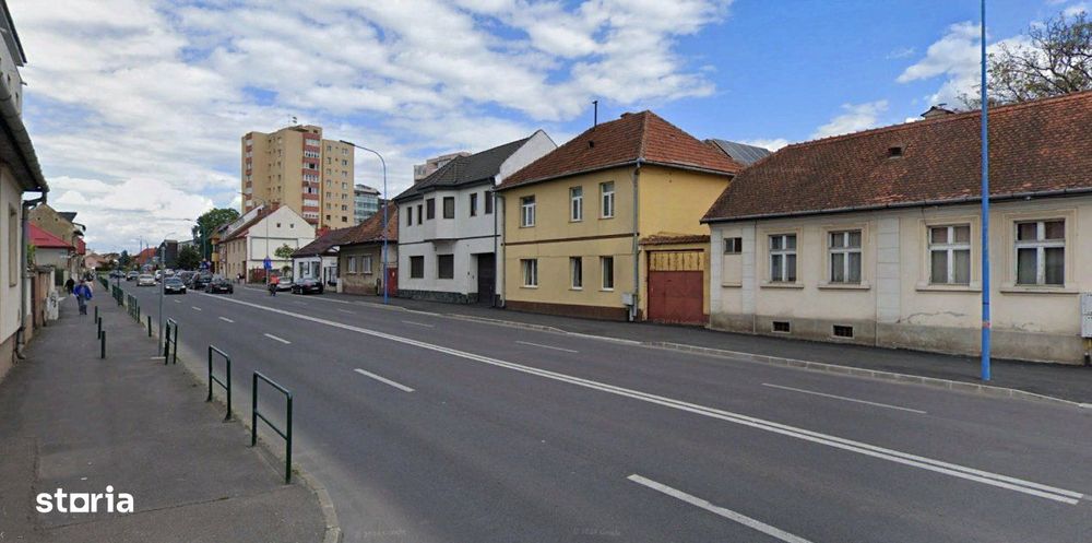 Casa nemobilata in zona Grivitei - Colina Universitatii