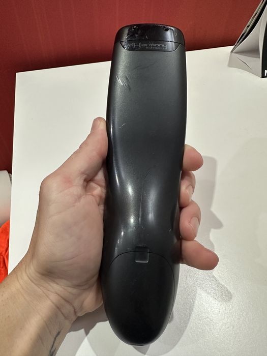 Telecomanda Universala Logitech Harmony 700