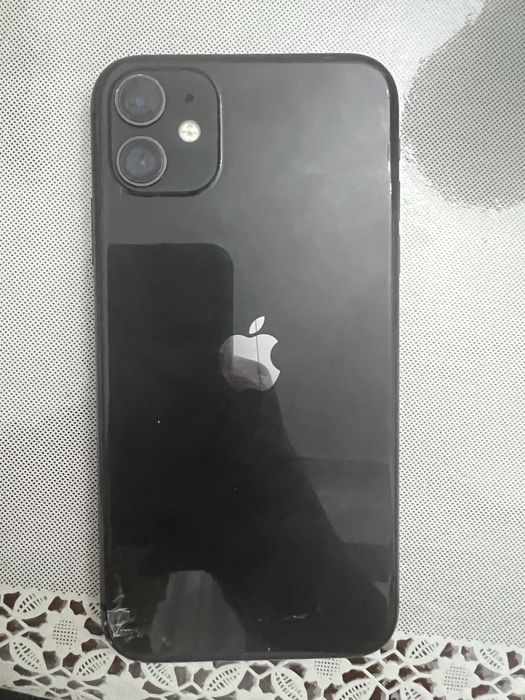 IPhone 11, 70% аккумулятора продается