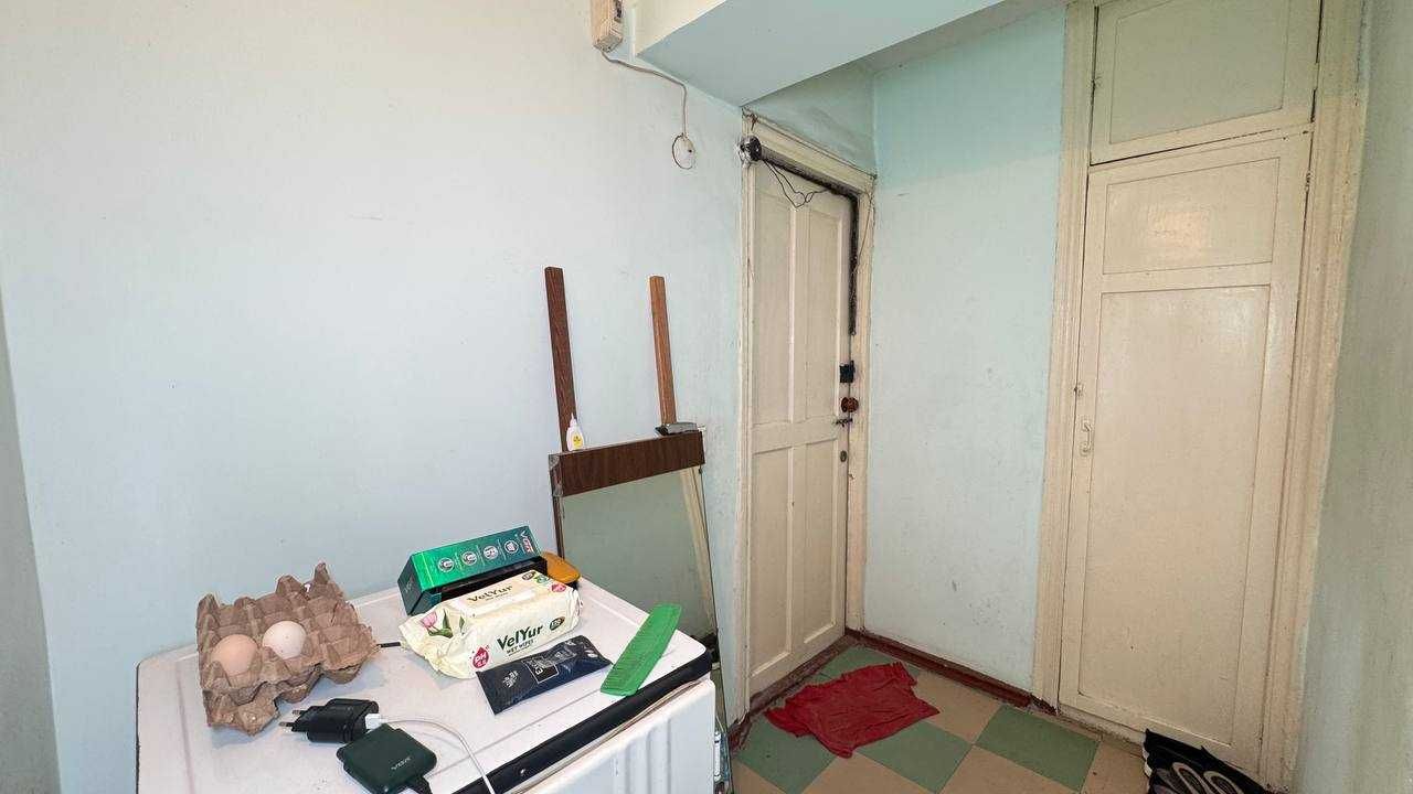 Калениский Дом Радио 1 хона 2 хона қилинаган квартира сотилади.ID:1170