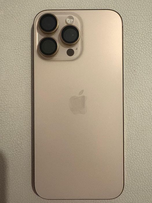 Vand Iphone 16 pro 256 GB max Desert Titanium 100%