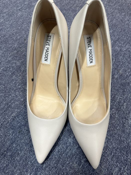 Pantofi Steve Madden impecabili