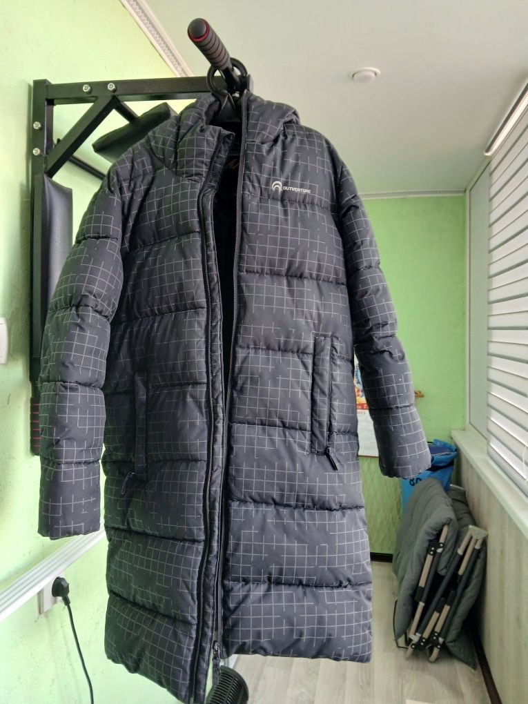 Продам куртку зимнюю.