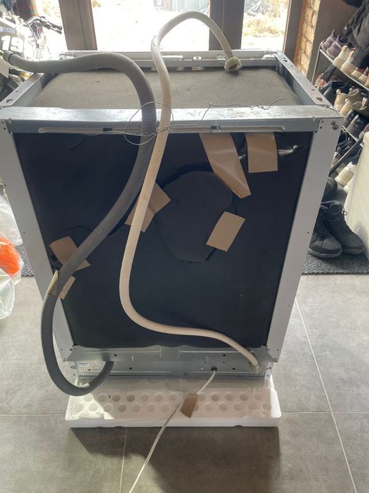 Посудомойка UNIT UDW-19B