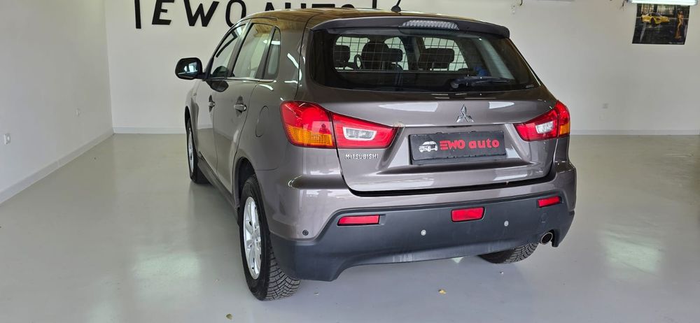 Mitsubishi ASX an 2011 Euro 5 4x4 decuplabil posibilit. rate fără avan