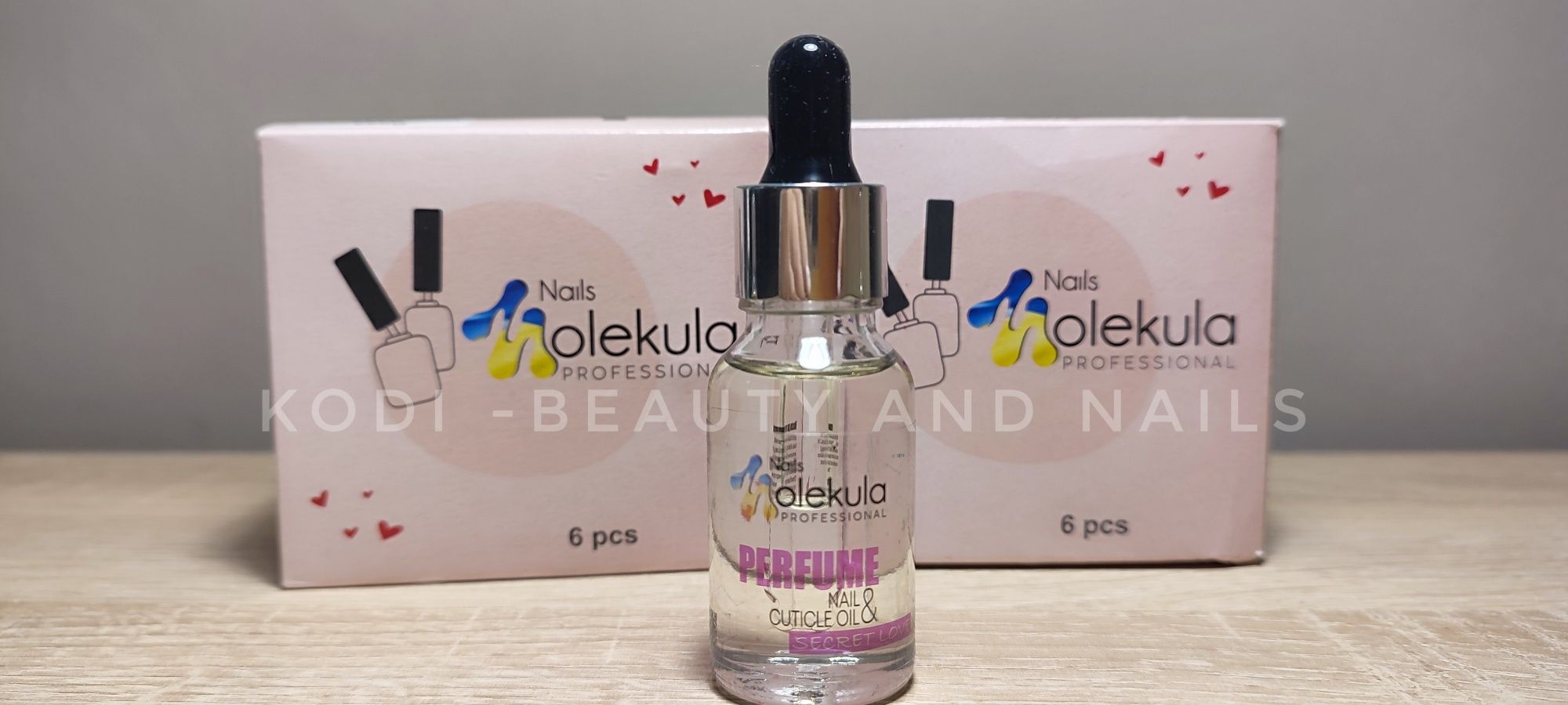 Nails Molekula - парфюмно олио за кутикула 15мл.