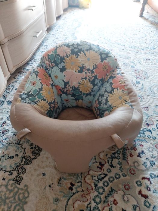 Детское кресло чтобы учить ребенка сидеть самостоятельно