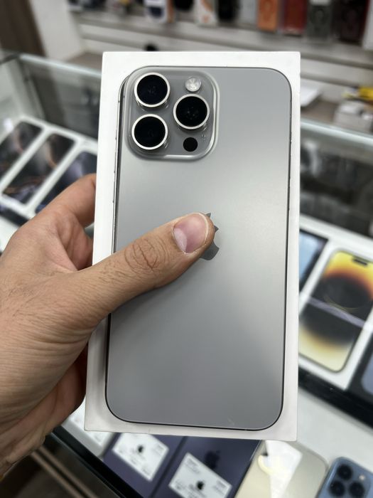 iPhone 15 Pro Max 87% Natural