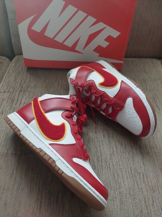 Кецове Nike Dunk High Retro University
