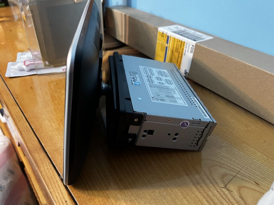 Vand navigatie universala auto 1 DIN,ecran 10 inch.