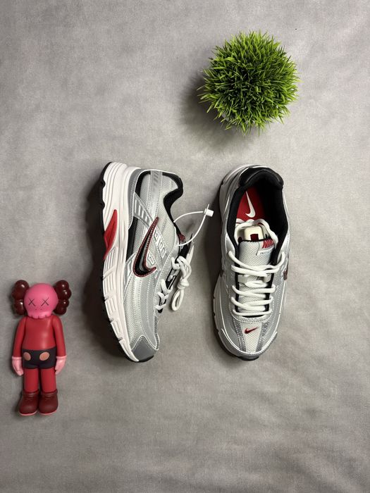 Кроссовки Nike initiator