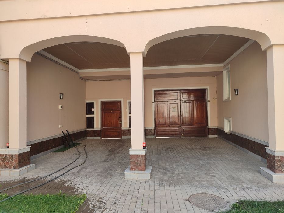 Продаётся в яккасарайском районе махаля Конституция