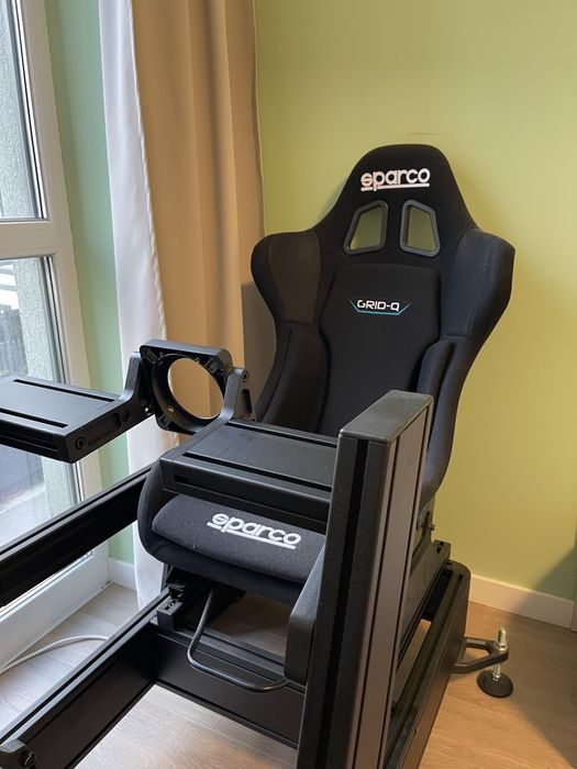 SimLab P1X Pro Кокпит + Седалка Sparco GRID-Q