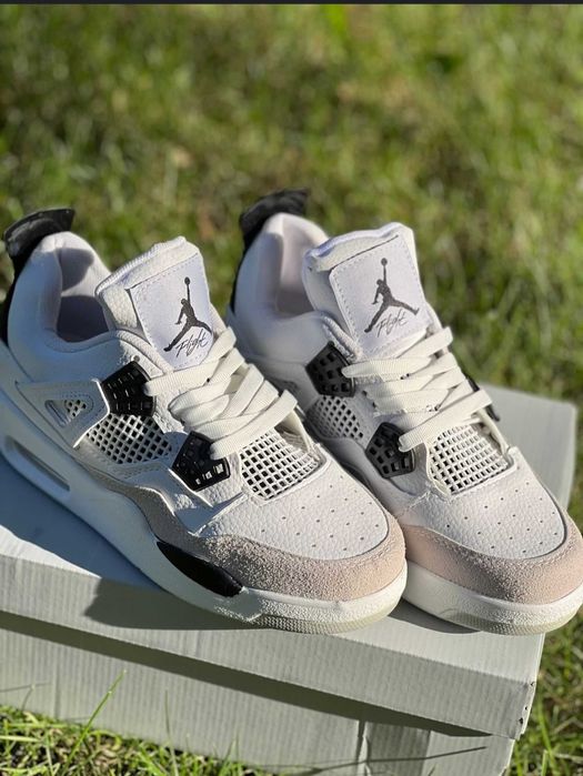 Nike Jordan 4 Retro Ghete