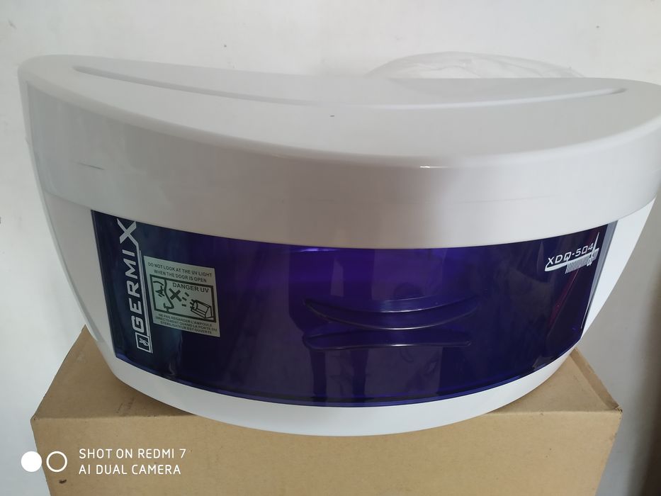 Маникюрный стерилизатор