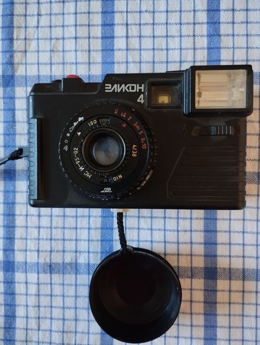 Фотоапарат Еликон 4