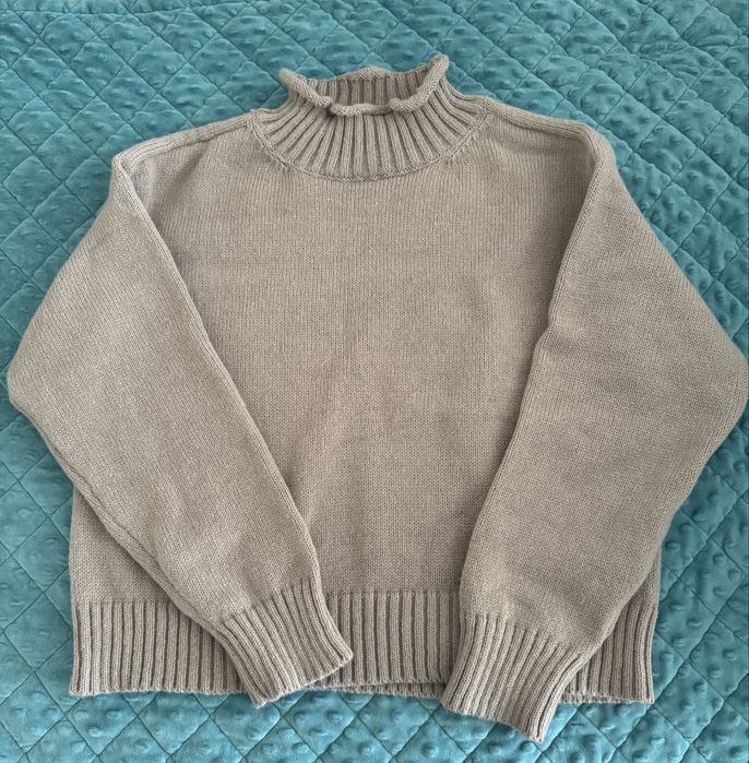 Продам женский свитер