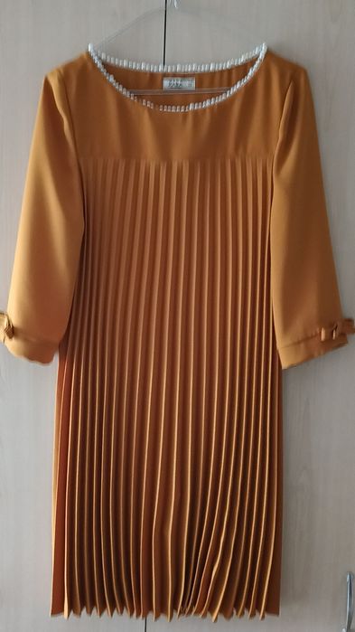 Rochie ocazie purtata o singură dată măr 38