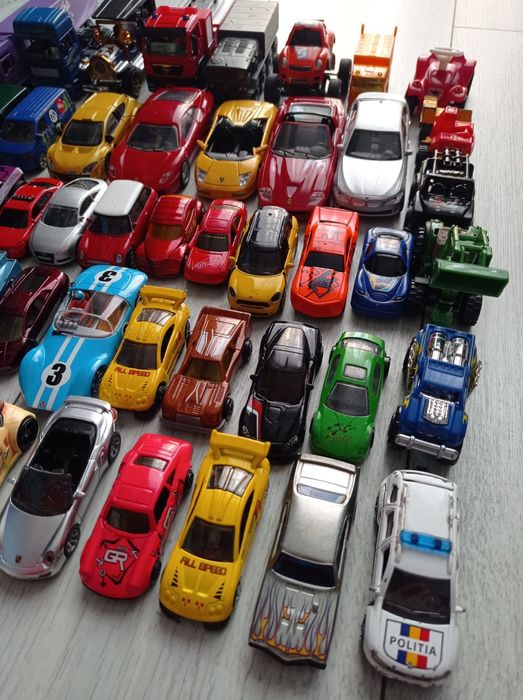 Lot mașinuțe metalice