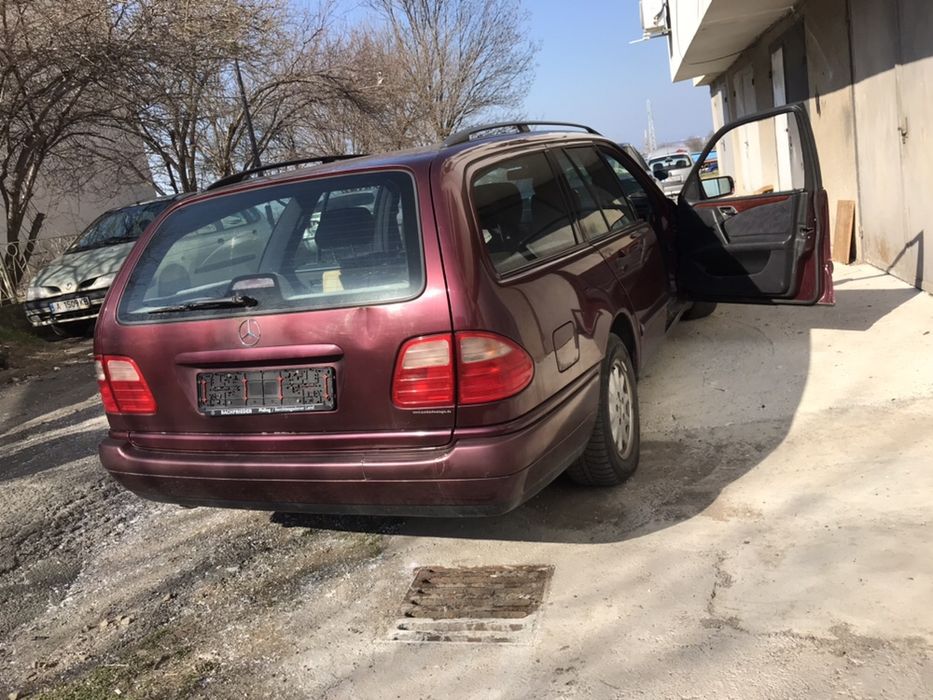 Mercedes E240 170hp На Части