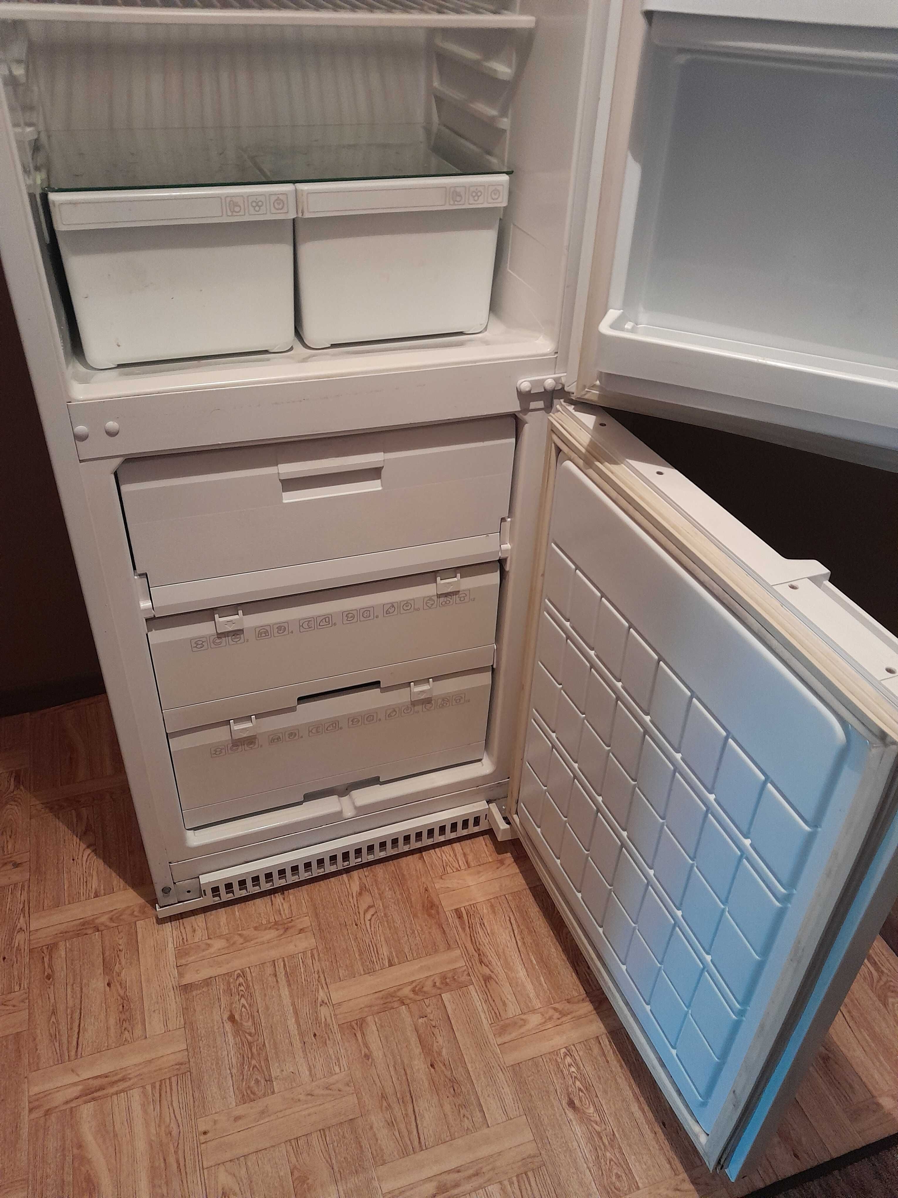 Пералня Gorenje 8кг. и Хладилник Минск с фризе,Готварска печка