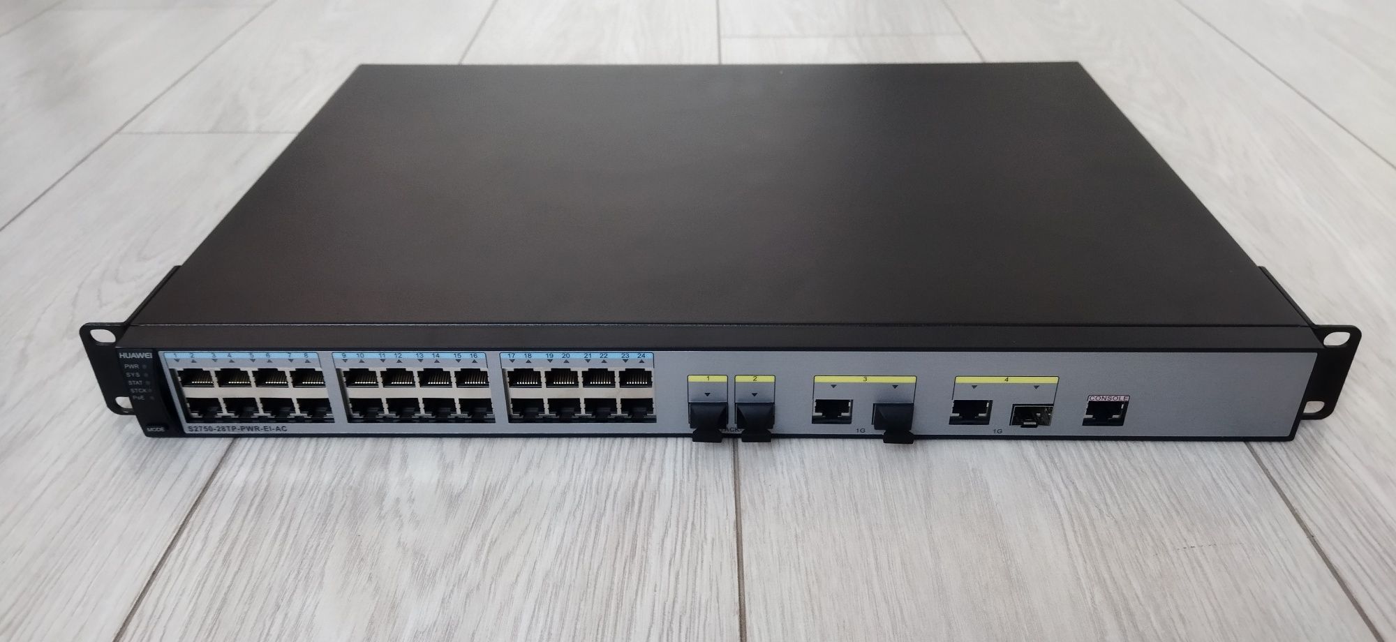 Сетевой управляемый коммутатор Huawei S2750-28TP-PWR-EI-AC Ethernet