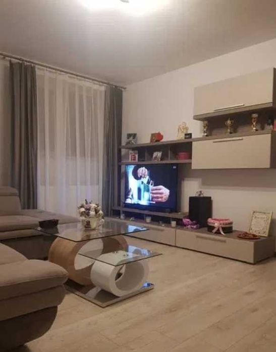 Дава се под наем Двустаен апартамент в Пловдив, Кършияка - 60 кв.м за 234.6 € - Снимка #1