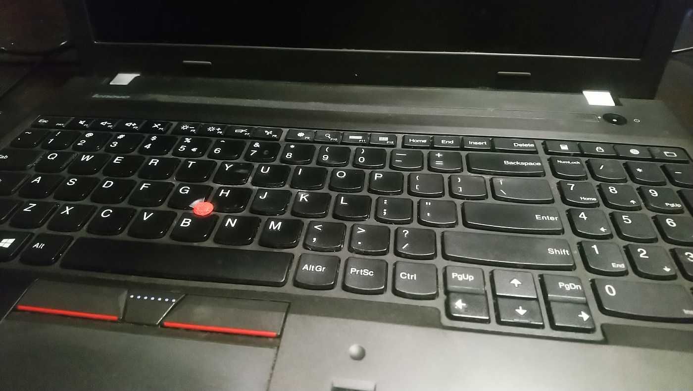 Laptop Lenovo ThinkPad E550 - pentru reparat sau piese